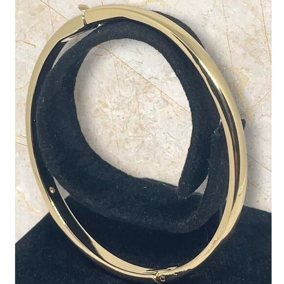 Gold Tone Bangle Bracelet Fashion Stylish Cocktail Minimal Chic Elegant Trendy - Picture 1 of 8